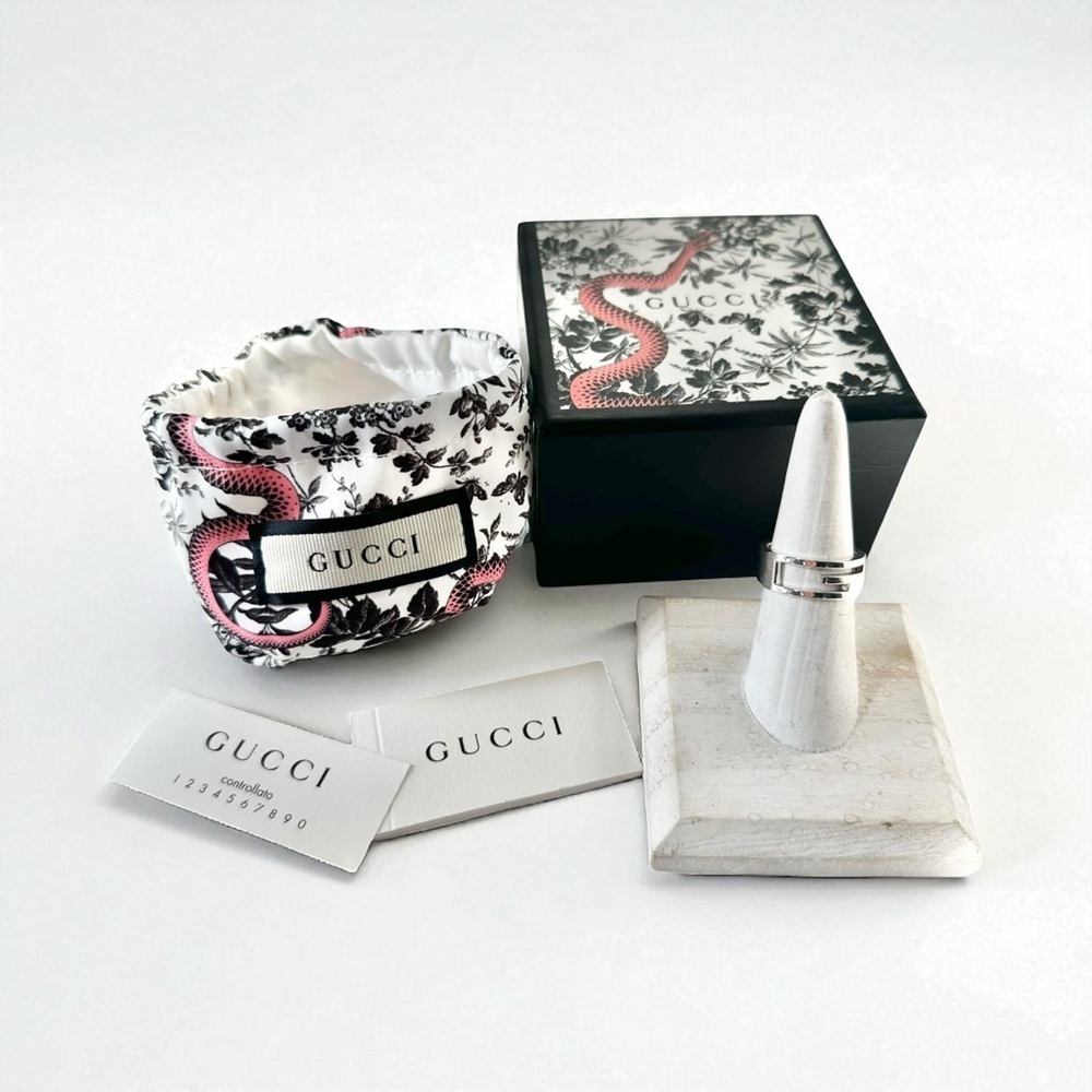 #43 Auth GUCCI 925 Silver Retro G Ring GORGEOUS! With Gucci Box & Dust Bag 7 - Picture 1 of 10